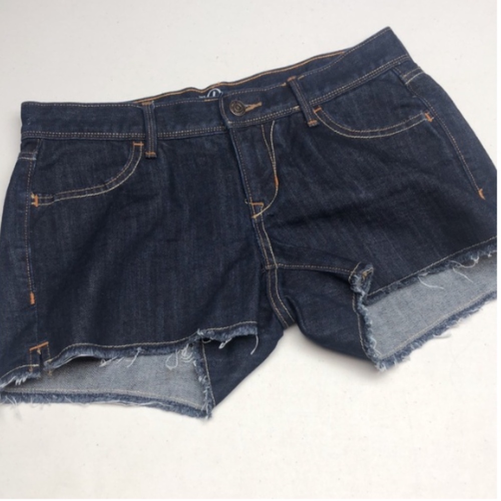 LIKE NEW OLD NAVY MID-RISE THE DIVA JEAN SHORTS 2/26 ⚓️